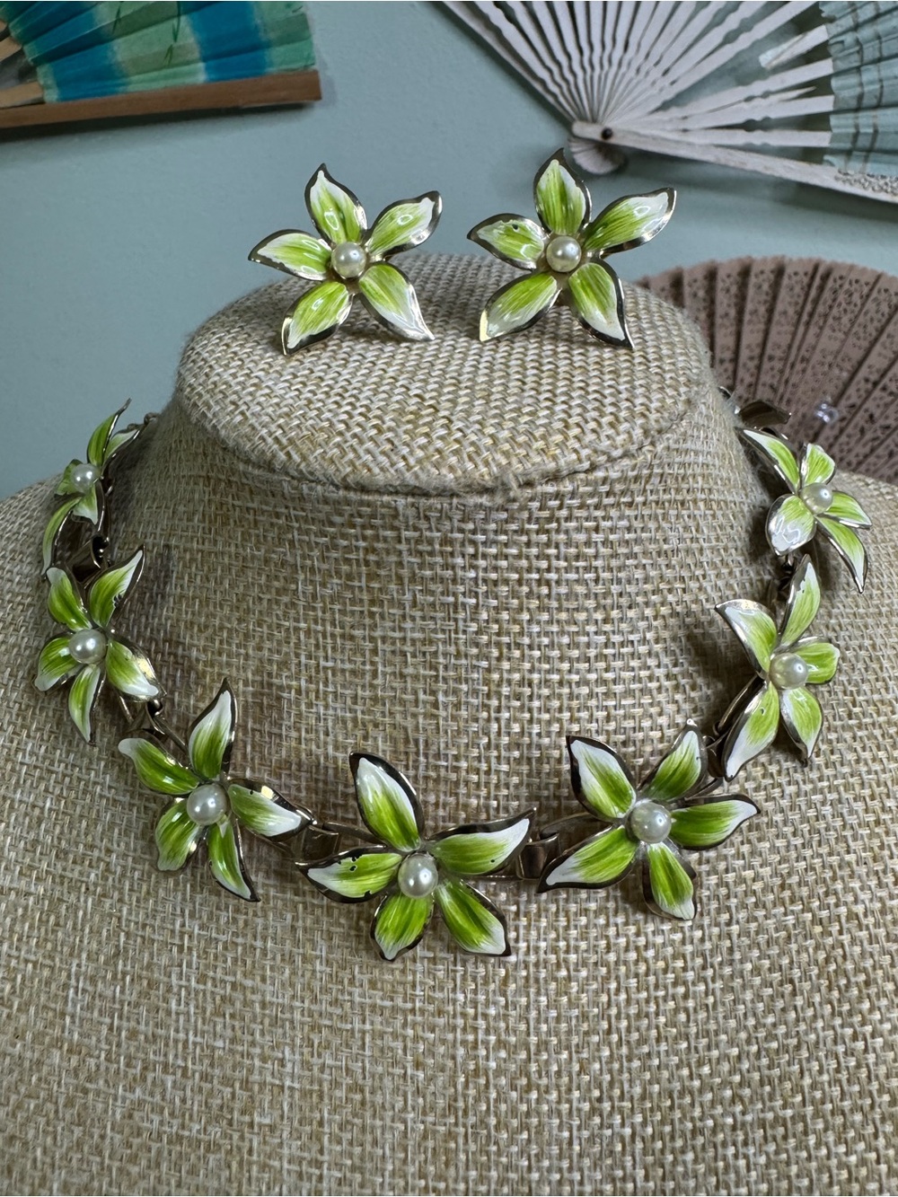 Vintage Artistry Green Floral Pearl Accent Necklace and Screw-Back Earring Set